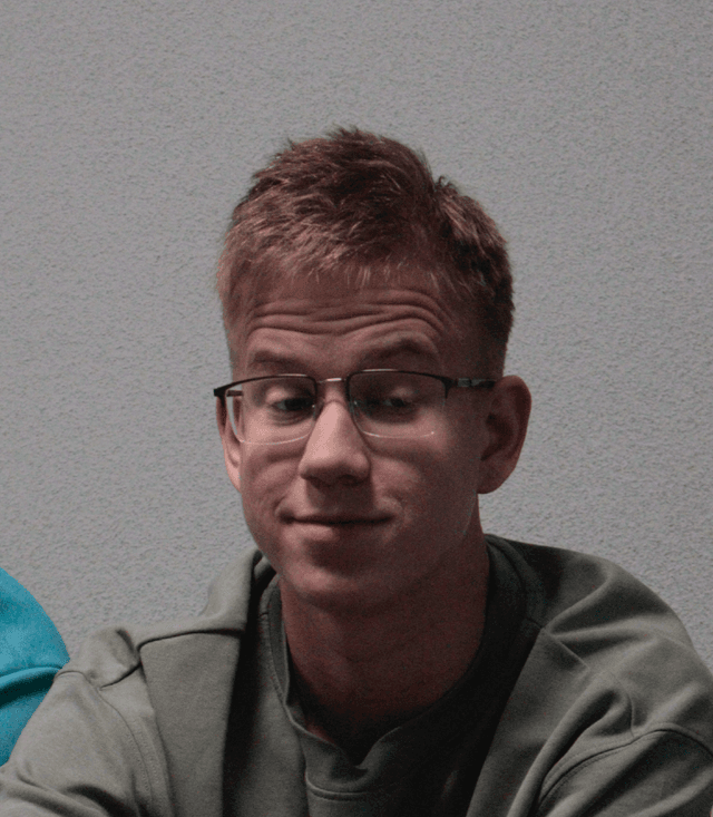 Артём Сазановец